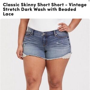Classic Skinny Short Short - Vintage Stretch Dark Wash with Beaded Lace size 20